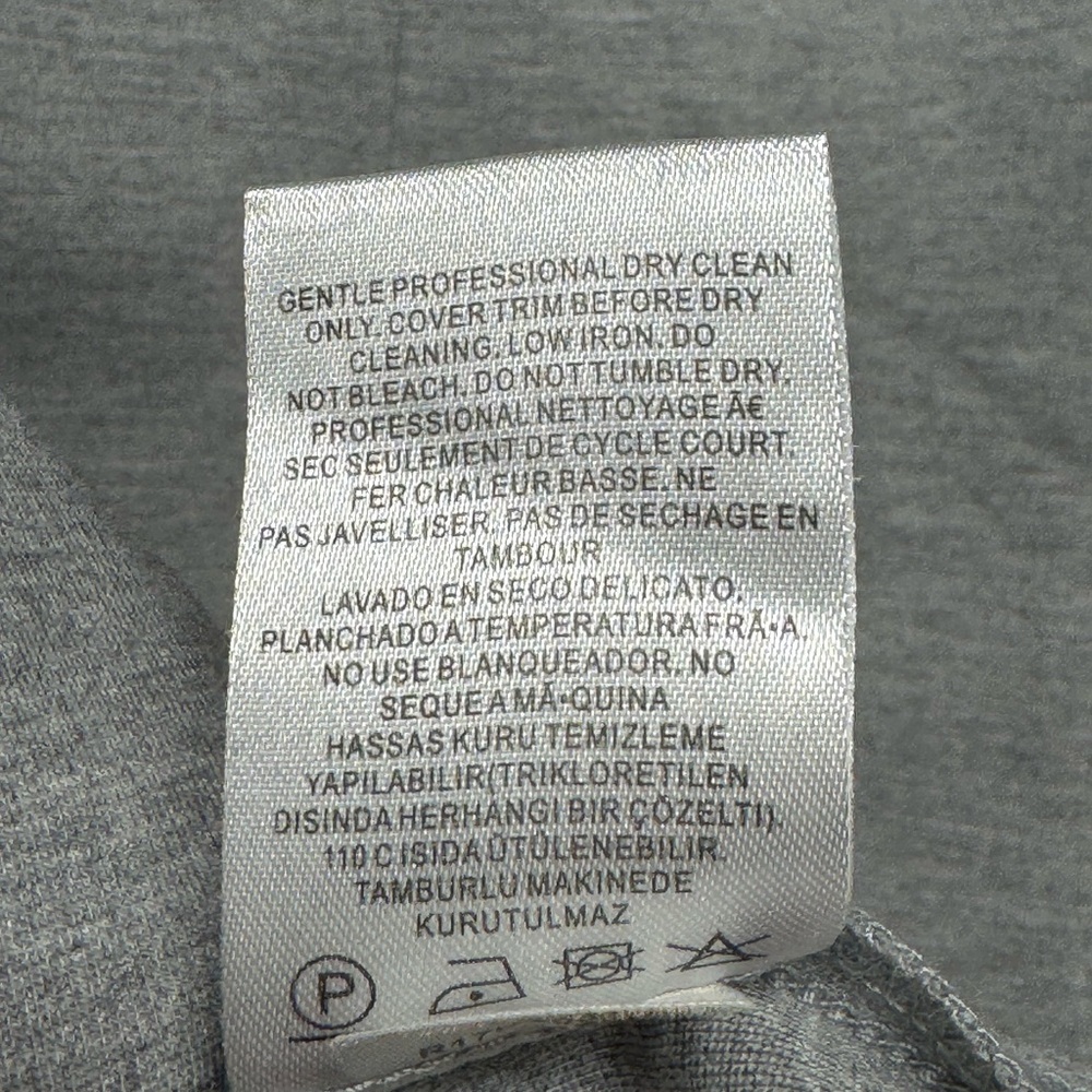 Tibi Origami Grey Ruched Midi skirt
Size 10 - Picture 5 of 8